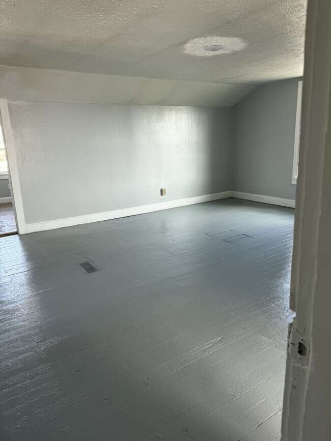 Foto del edificio - 25TH ST