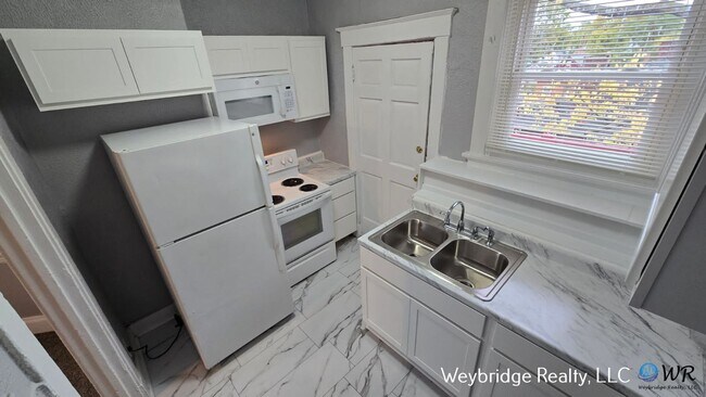 Foto del edificio - 3209 Gilbert Ave