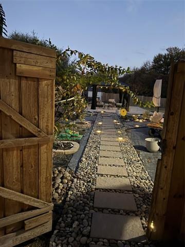 Foto del edificio - 1216 Riverway Ln