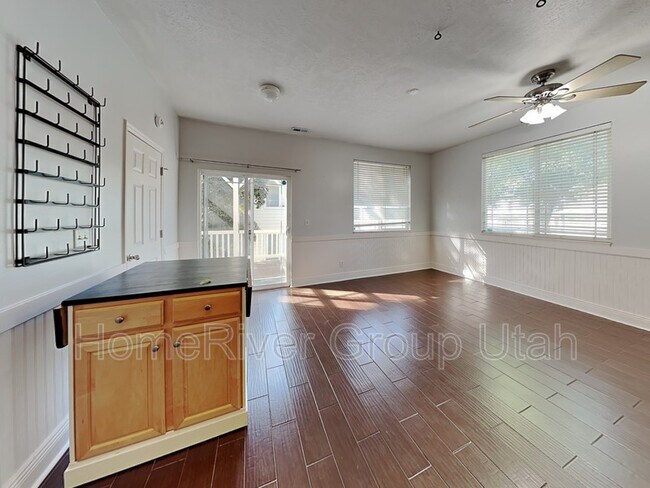 Building Photo - 153 Bamberger Rd