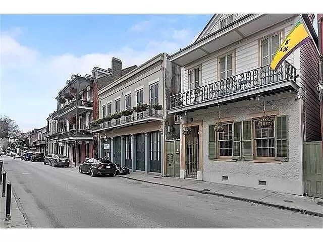 Building Photo - 1227 Royal St