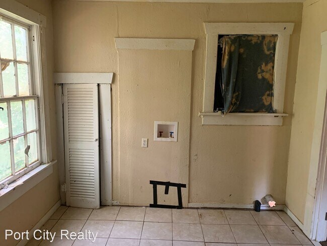 Building Photo - 1 br, 1 bath House - 1736 Ashton St.