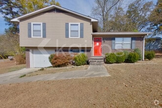 Building Photo - 3011 Walker St