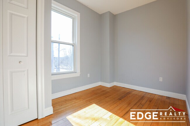 Foto del edificio - 1518 Commonwealth Ave