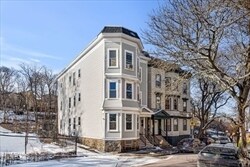 Foto del edificio - 18-20-20 Highland Ave