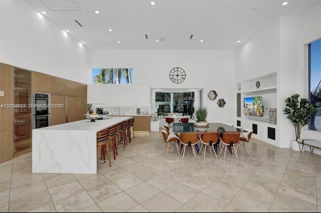 Foto del edificio - 11400 NW 7th St