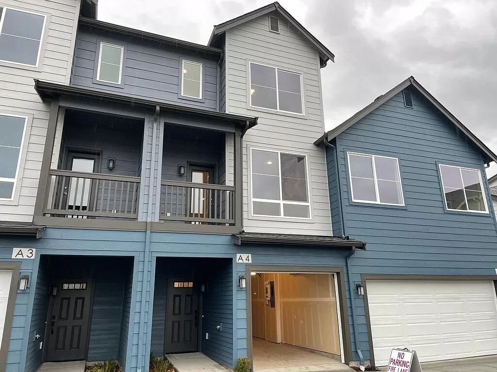 Foto principal - 312 164th St SW