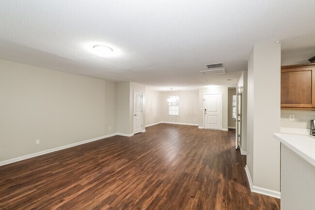 Foto del edificio - 4597 Hughes Meadow Dr