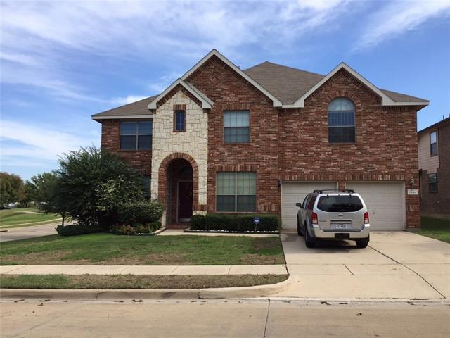Foto principal - 1001 Long Pointe Ave
