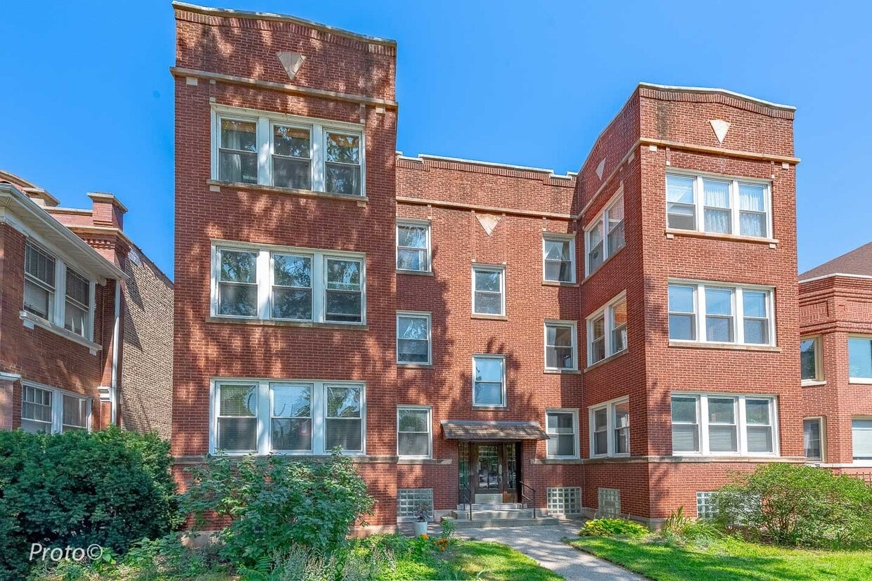 1410 W Bryn Mawr Ave Unit 2, Chicago, IL 60660 Condo for Rent in