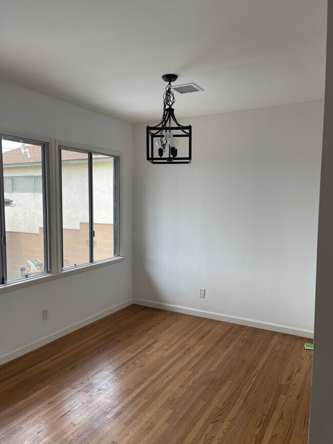 Foto del edificio - 2207 Jolley Dr