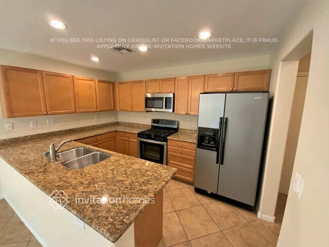 Building Photo - 10642 Gibbous Moon Dr