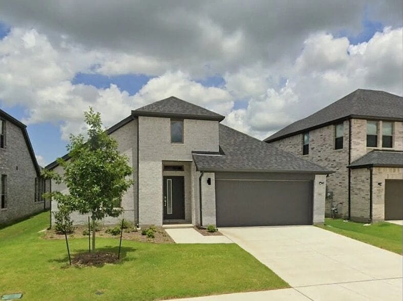 Foto principal - 361 Silver Spgs Ln