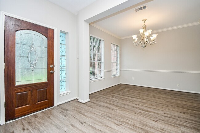 Building Photo - 5523 Poundstone Ct