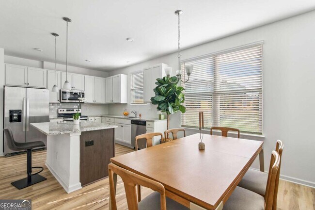 Building Photo - 1593 Salinger Ct