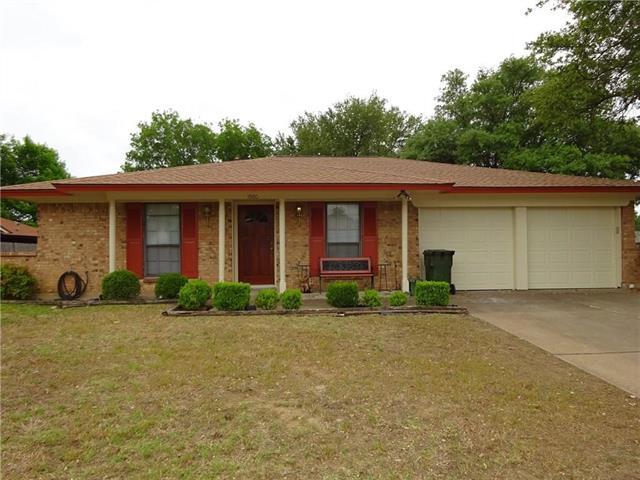 Primary Photo - 1900 Carla Ave