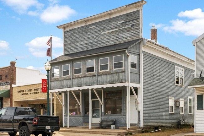 Building Photo - 160 South St