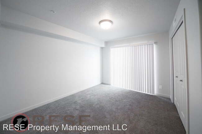 Building Photo - 2 br, 1 bath House - 1026 N 1090 W #104