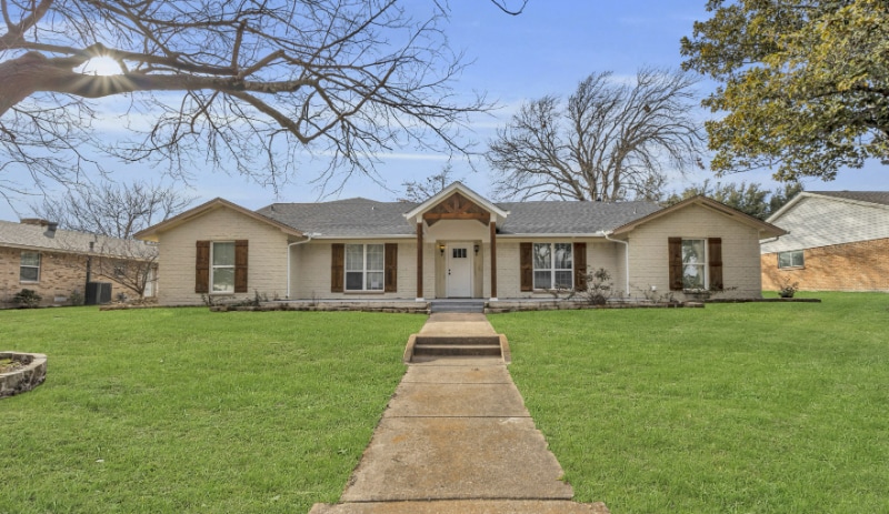 Photo - 3105 Bouvier St (Rowlett, TX)