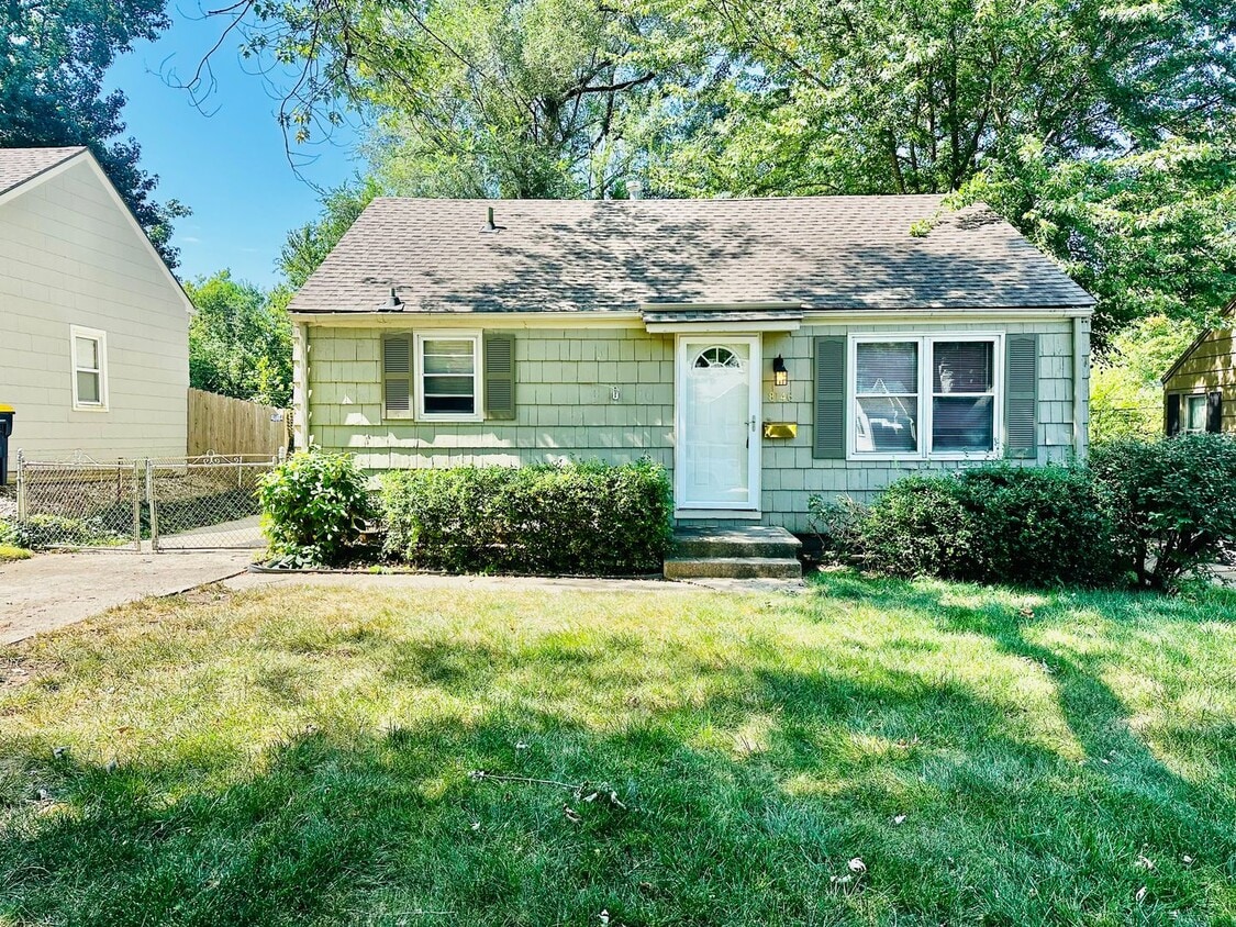 Foto principal - {8146} Charming Waldo Ranch + Hardwood Flo...