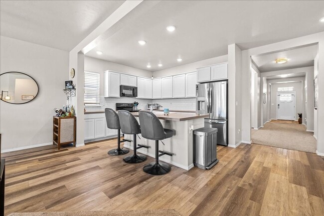 Building Photo - Bright and Modern Home with Covered Patio ...