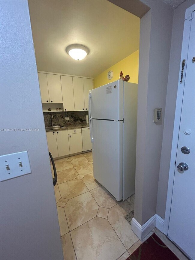 Building Photo - 7757 SW 86th St