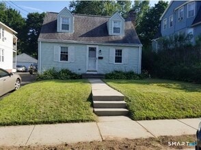 Building Photo - 109 Caya Ave