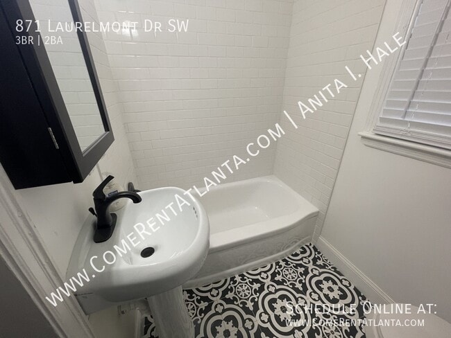 Foto del edificio - 871 Laurelmont Dr SW