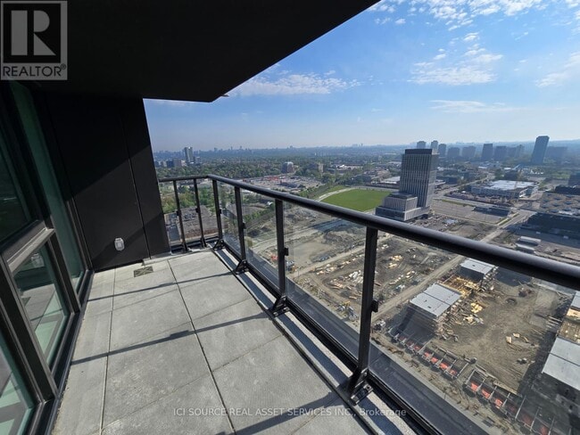 Building Photo - 1 Quarrington Ln
