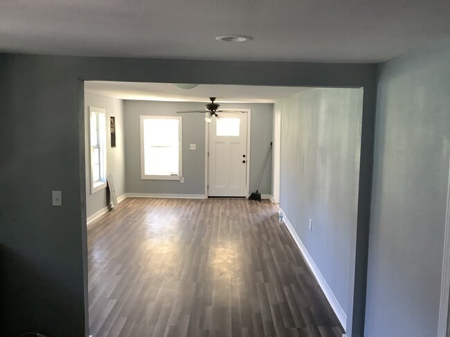 Building Photo - 632 Highway 164