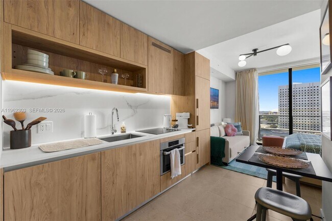 Foto del edificio - 11 NE 6th St