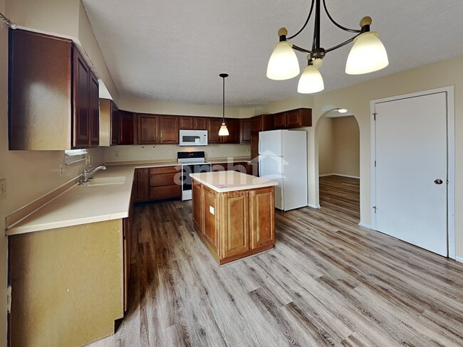 Foto del edificio - 5243 Arborline Ct