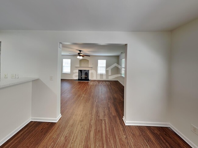 Building Photo - 121 Whitby Dr