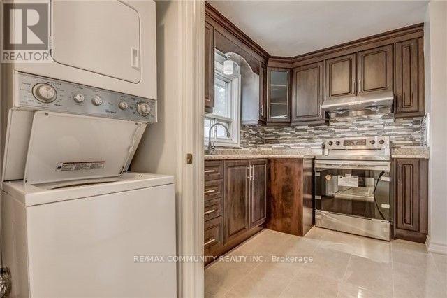 Building Photo - 206 Crocus Dr