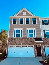 Building Photo - 234 Amber Acorn Ave