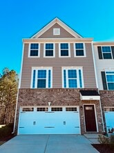 Building Photo - 234 Amber Acorn Ave