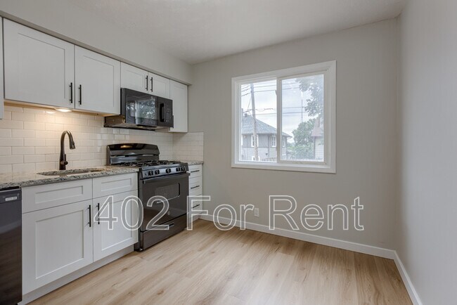 Foto del edificio - 4715 Davenport St