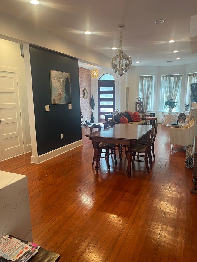 Photo - 147 Rhode Island Ave NW House