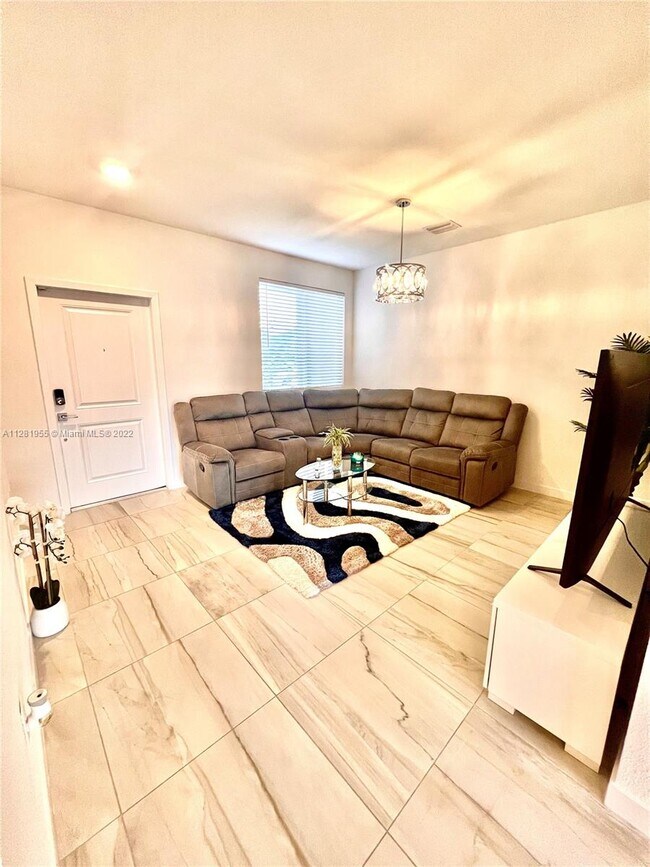 Foto del edificio - 1186 SE 23rd Ave