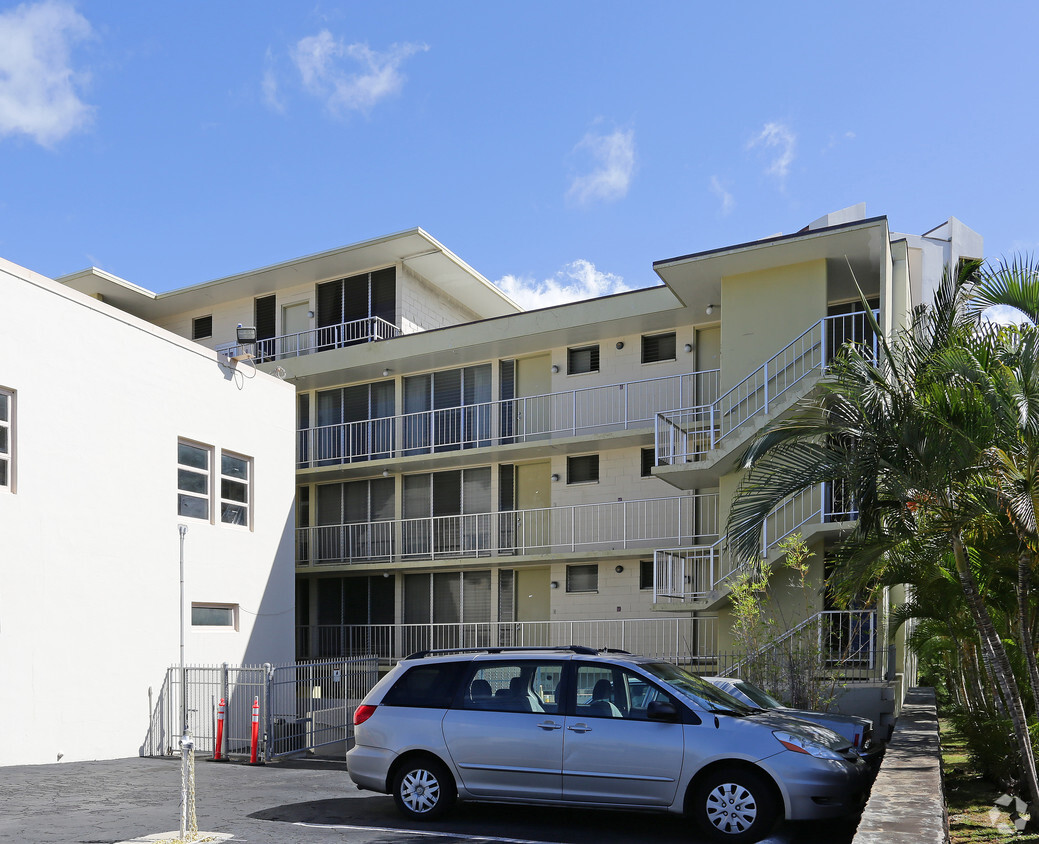 3138 Waialae Ave Honolulu Hi 96816 Apartments Honolulu Hi Apartments Com