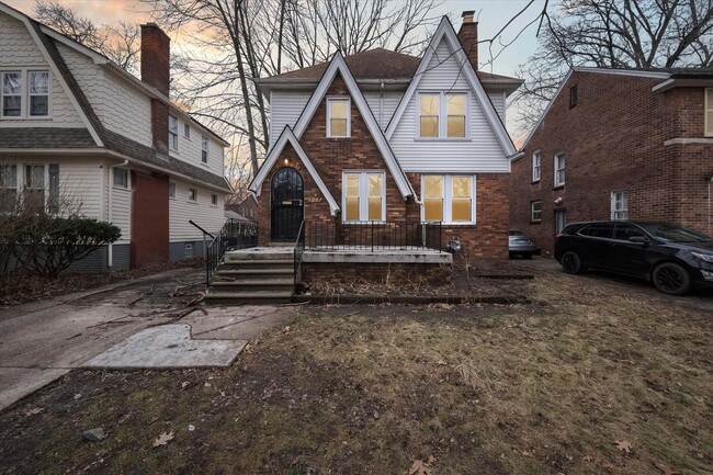 Building Photo - 4 bedroom 2 bath $1575/month