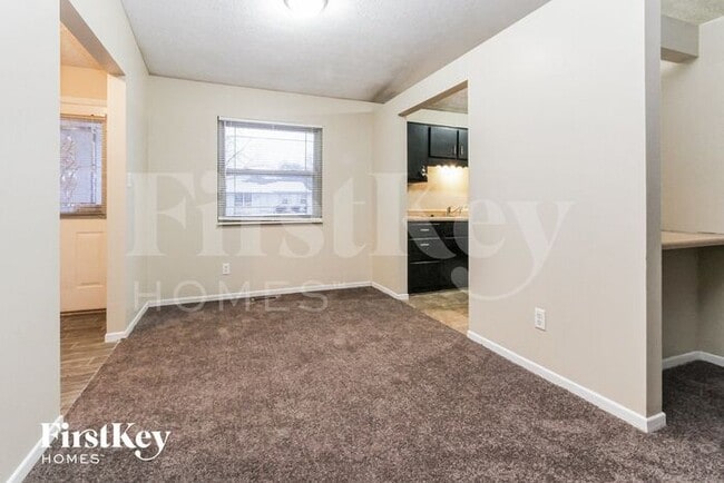Building Photo - 5519 Old Mill Ct