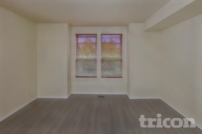 Building Photo - 7147 Silverwind Cir