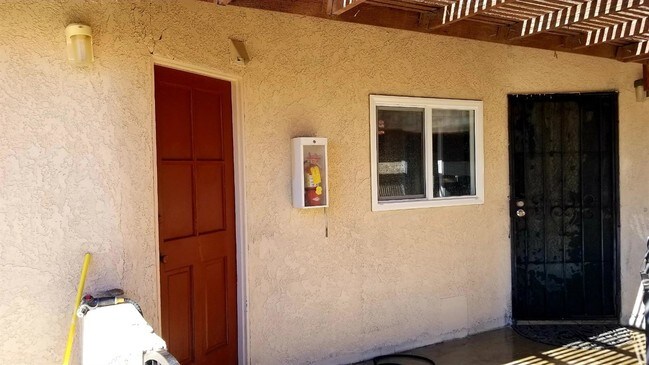 Foto del edificio - 16528 Spruce St