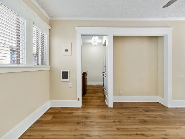 Foto del edificio - 1460 Gaviota Ave