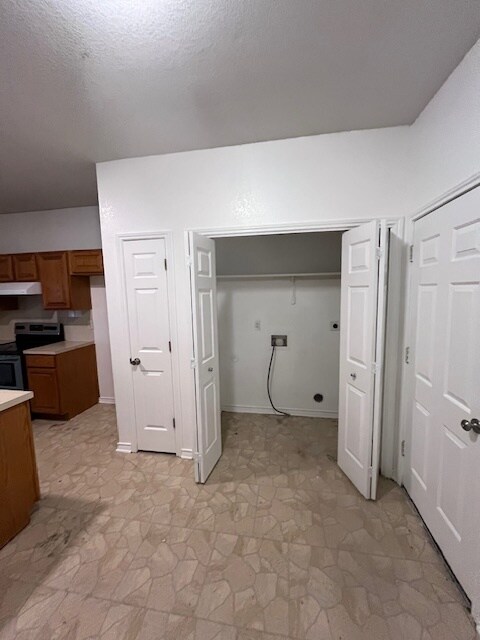 Foto del edificio - 5111 Warwicke Dr