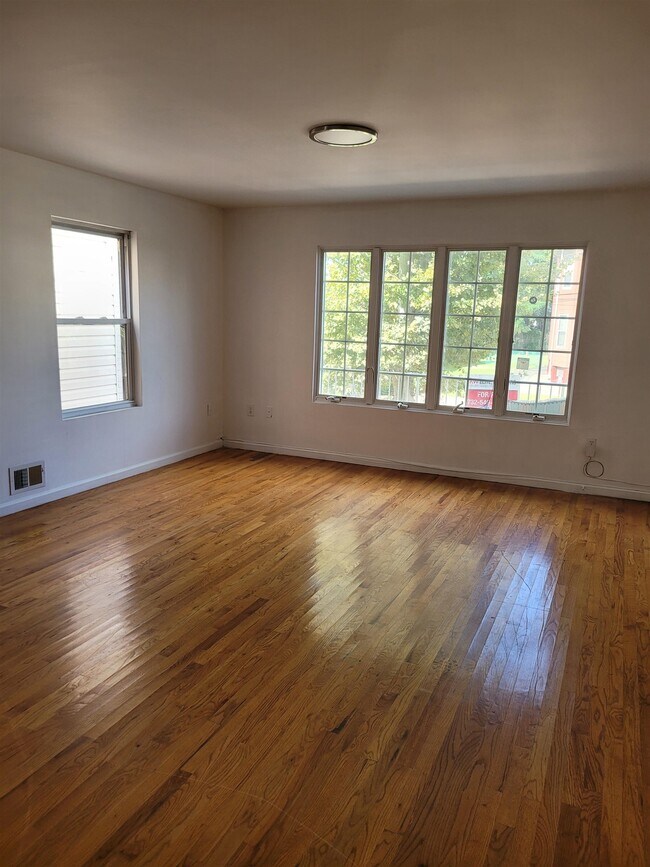 Building Photo - 251 Harrison Ave