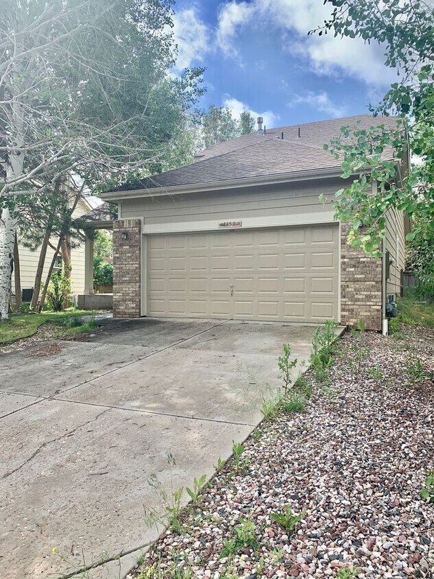 Primary Photo - Charming 3 Bed/2 Bath Home in Mariana Butte