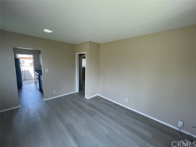 Building Photo - 413 W Crescent Dr