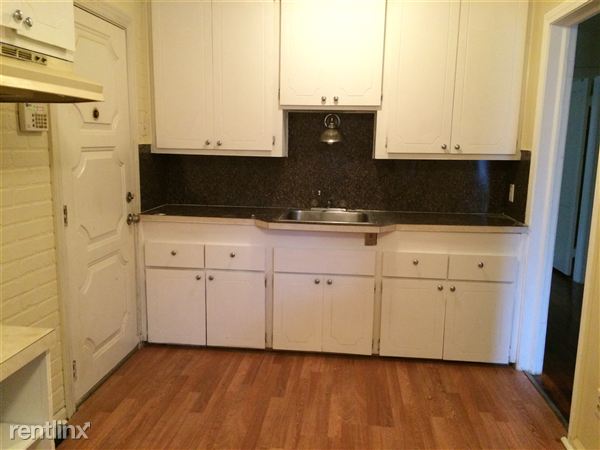 Foto del edificio - 23088 Brittany Ave